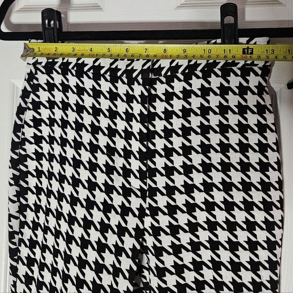ASOS Petite: Houndstooth Kick Flare Pants - Picture 3 of 4